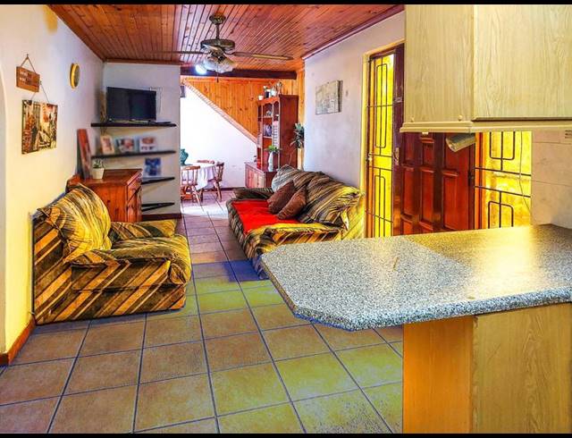 4 BEDROOM HOUSE FOR SALE IN BEACON VALLEY